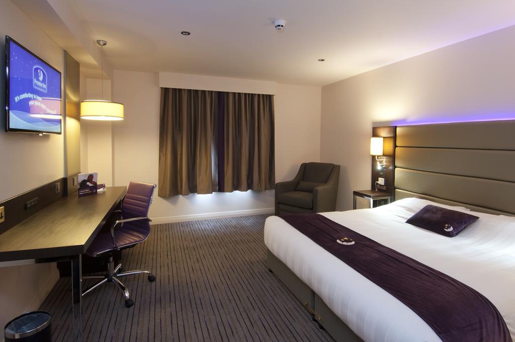 Premier Inn Tring Quarto foto